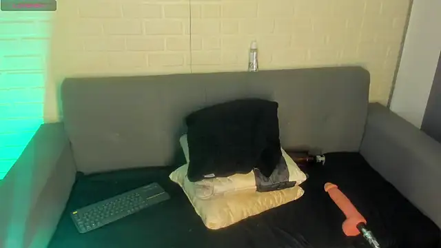 karina gomez 18 online show from 10, 9, 2025