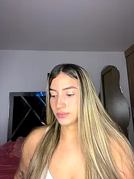 Snapshot of Issabela_G1 chatting on 13, 9, 2025 Issabela G1 online show from 13, 9, 2025