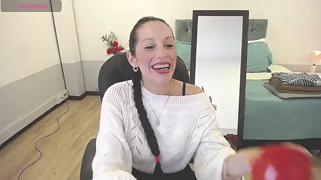 Nami sunny online show from 9, 2, 2025