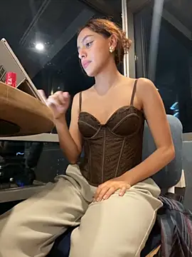 Katee Jones online show from 19, 9, 2025