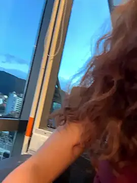 Katee Jones online show from 14, 1, 2026