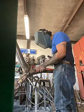 yomanfriend online show from 2, 12, 2024