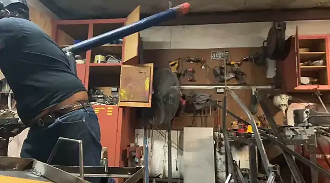 yomanfriend online show from 5, 1, 2025