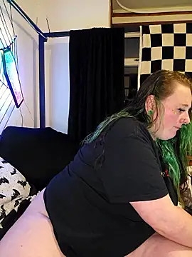 Bunny Cummings online show from 4, 10, 2025