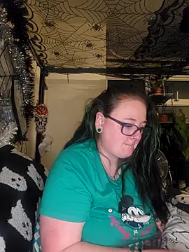 Bunny Cummings online show from 19, 12, 2025