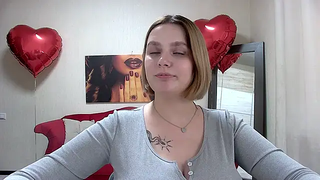 Snapshot of DianeMills chatting on 22, 2, 2025 DianeMills online show from 22, 2, 2025