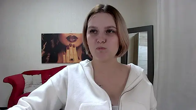 Snapshot of DianeMills chatting on 9, 3, 2025 DianeMills online show from 9, 3, 2025
