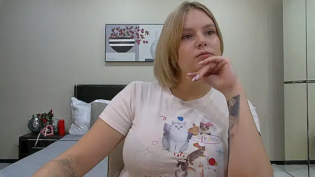 Snapshot of DianeMills chatting on 26, 11, 2025 DianeMills online show from 26, 11, 2025