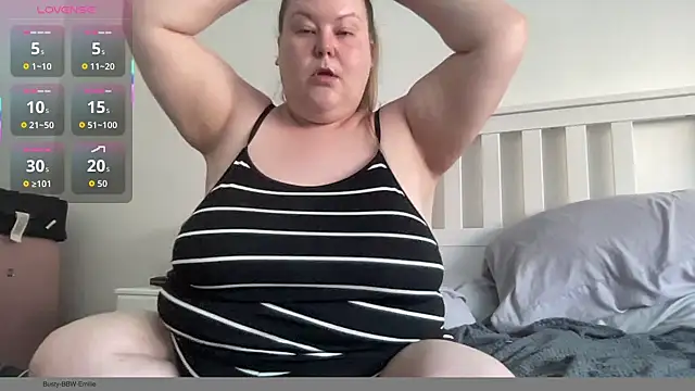 Busty-BBW-Emilie online show from 18, 9, 2025