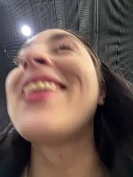 Holly Play online show from 21, 2, 2025