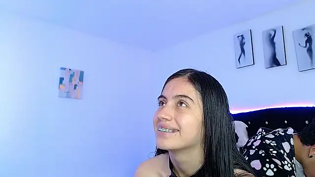 Snapshot of Bonny_Bonss chatting on 3, 7, 2026 Bonny Bonss online show from 3, 7, 2026