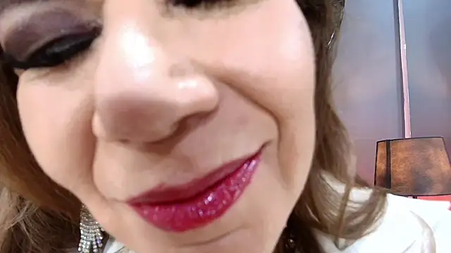 Snapshot of MelaniaKnauss chatting on 25, 2, 2025 MelaniaKnauss online show from 25, 2, 2025