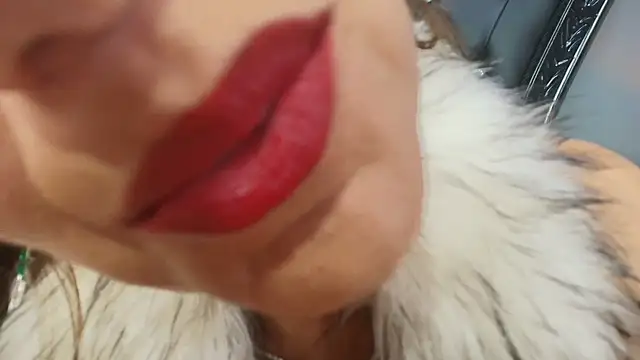 Snapshot of MelaniaKnauss chatting on 28, 2, 2025 MelaniaKnauss online show from 28, 2, 2025