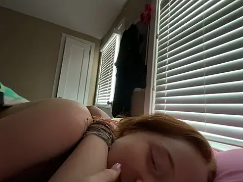 gingerbabe18 online show from 21, 9, 2025
