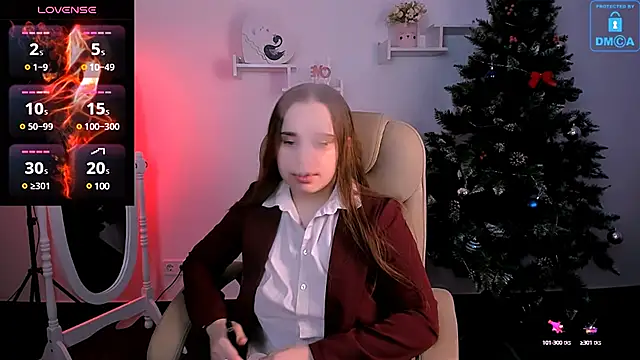 Snapshot of Dolly__Queen_ chatting on 10, 1, 2025 Dolly Queen online show from 10, 1, 2025