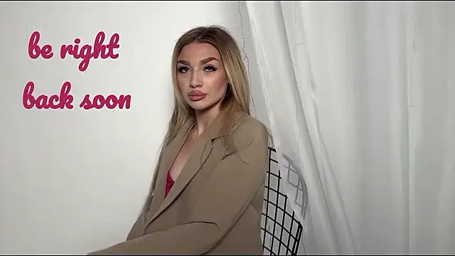 Snapshot of Ella_Milla chatting on 15, 2, 2026 Ella Milla online show from 15, 2, 2026