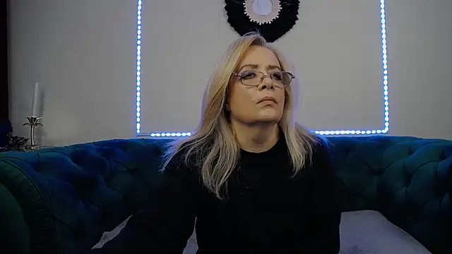 IvanaCharm online show from 27, 11, 2025