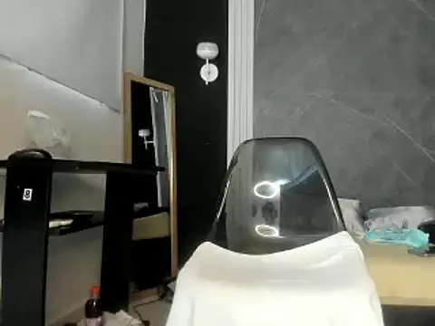 YummyDuooo online show from 4, 1, 2025