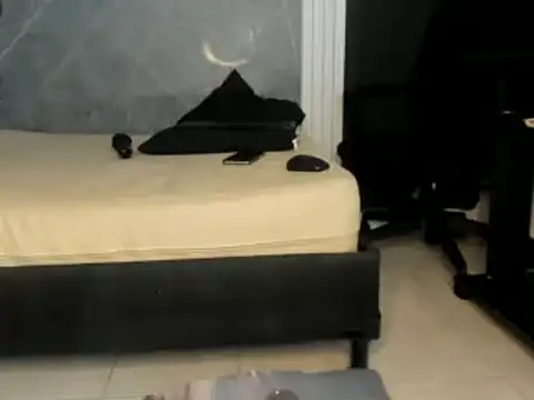 YummyDuooo online show from 5, 1, 2025