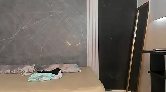 YummyDuooo online show from 6, 2, 2025