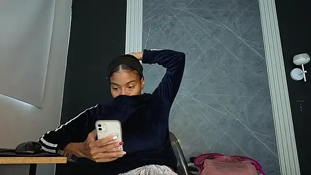 YummyDuooo online show from 1, 10, 2025