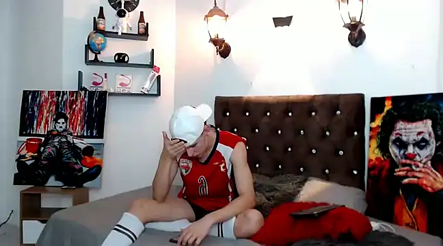 flowers18 online show from 22, 2, 2025