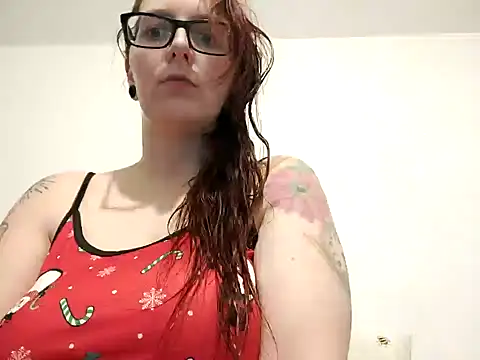 Snapshot of Selena_Lux chatting on 22, 12, 2024 Selena Lux online show from 22, 12, 2024