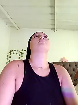 Snapshot of Celeste_camila18 chatting on 13, 10, 2025 Celeste camila18 online show from 13, 10, 2025