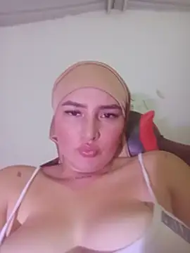 Snapshot of Celeste_camila18 chatting on 17, 7, 2026 Celeste camila18 online show from 17, 7, 2026
