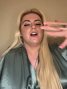 Blondiee3088 online show from 27, 2, 2025