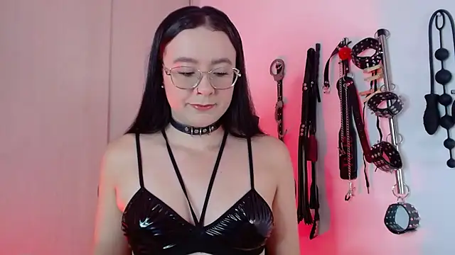 Snapshot of Alisson_Beckett chatting on 8, 10, 2025 Alisson Beckett online show from 8, 10, 2025
