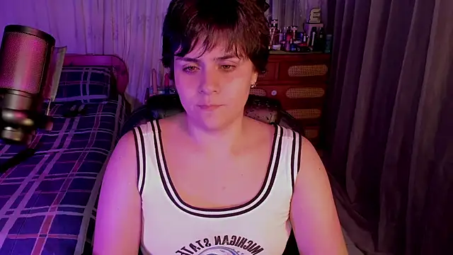 Snapshot of isabelacooperr chatting on 3, 8, 2026 isabelacooperr online show from 3, 8, 2026