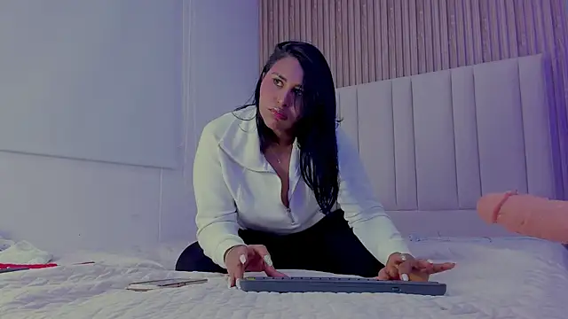 StormyButty18 online show from 9, 9, 2025