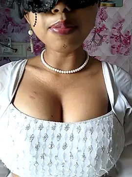 Snapshot of sandy_naughty chatting on 13, 2, 2026 sandy naughty online show from 13, 2, 2026