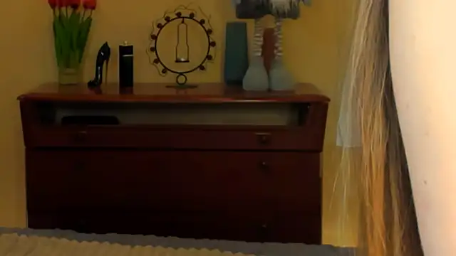 sindy chiks1 online show from 6, 2, 2025