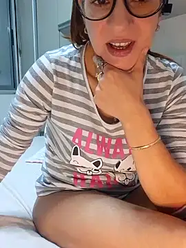 Snapshot of Sofia_loren69 chatting on 28, 9, 2025 Sofia loren69 online show from 28, 9, 2025
