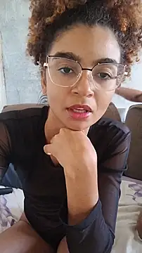 Emanuelle manu online show from 17, 4, 2026