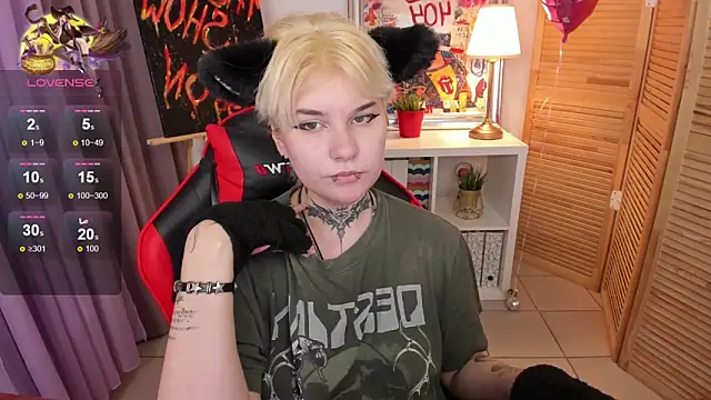 Snapshot of mekurisu chatting on 2, 3, 2025 mekurisu online show from 2, 3, 2025