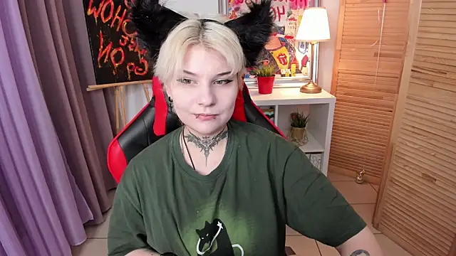 Snapshot of mekurisu chatting on 23, 3, 2025 mekurisu online show from 23, 3, 2025