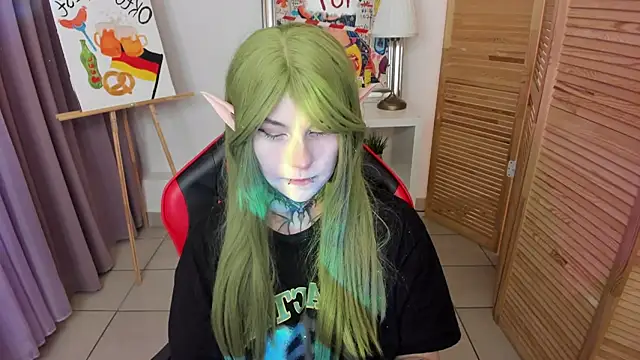 Snapshot of mekurisu chatting on 9, 10, 2025 mekurisu online show from 9, 10, 2025