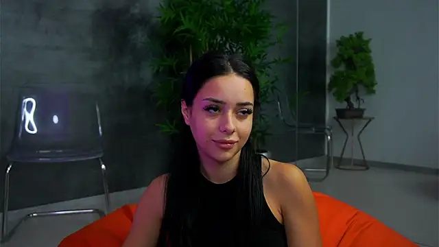 Snapshot of CherrySelena chatting on 22, 9, 2025 CherrySelena online show from 22, 9, 2025