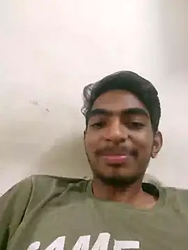 Snapshot of biggboyzz chatting on 21, 12, 2024 biggboyzz online show from 21, 12, 2024