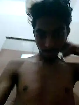 Snapshot of biggboyzz chatting on 1, 1, 2025 biggboyzz online show from 1, 1, 2025