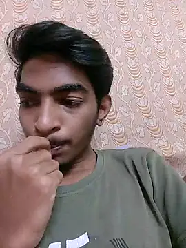 Snapshot of biggboyzz chatting on 21, 1, 2025 biggboyzz online show from 21, 1, 2025
