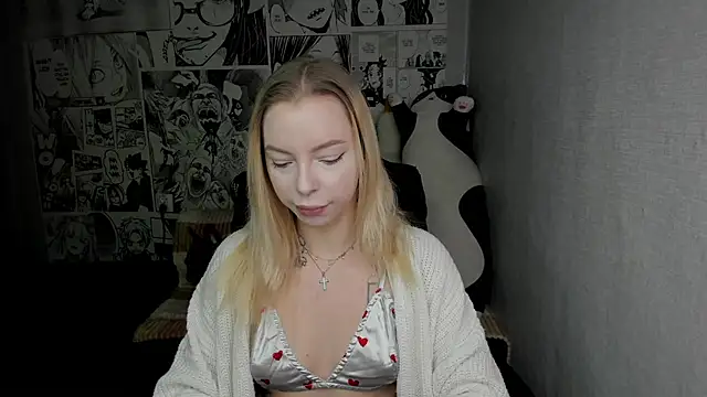 Snapshot of Martha_Cameron chatting on 1, 12, 2024 Martha Cameron online show from 1, 12, 2024