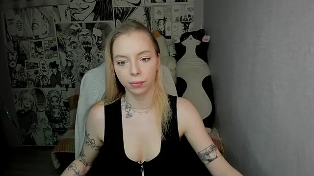 Snapshot of Martha_Cameron chatting on 4, 2, 2025 Martha Cameron online show from 4, 2, 2025