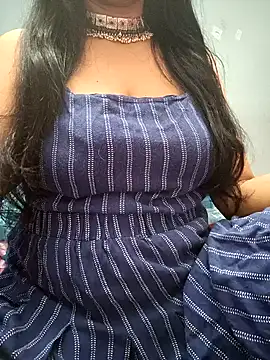 Snapshot of amala_ss chatting on 4, 1, 2025 amala ss online show from 4, 1, 2025