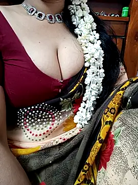 Snapshot of amala_ss chatting on 17, 3, 2025 amala ss online show from 17, 3, 2025