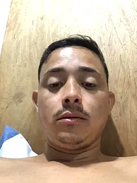 isacalejandroo online show from 29, 12, 2024