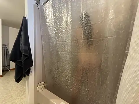 MissSwitch online show from 20, 12, 2024